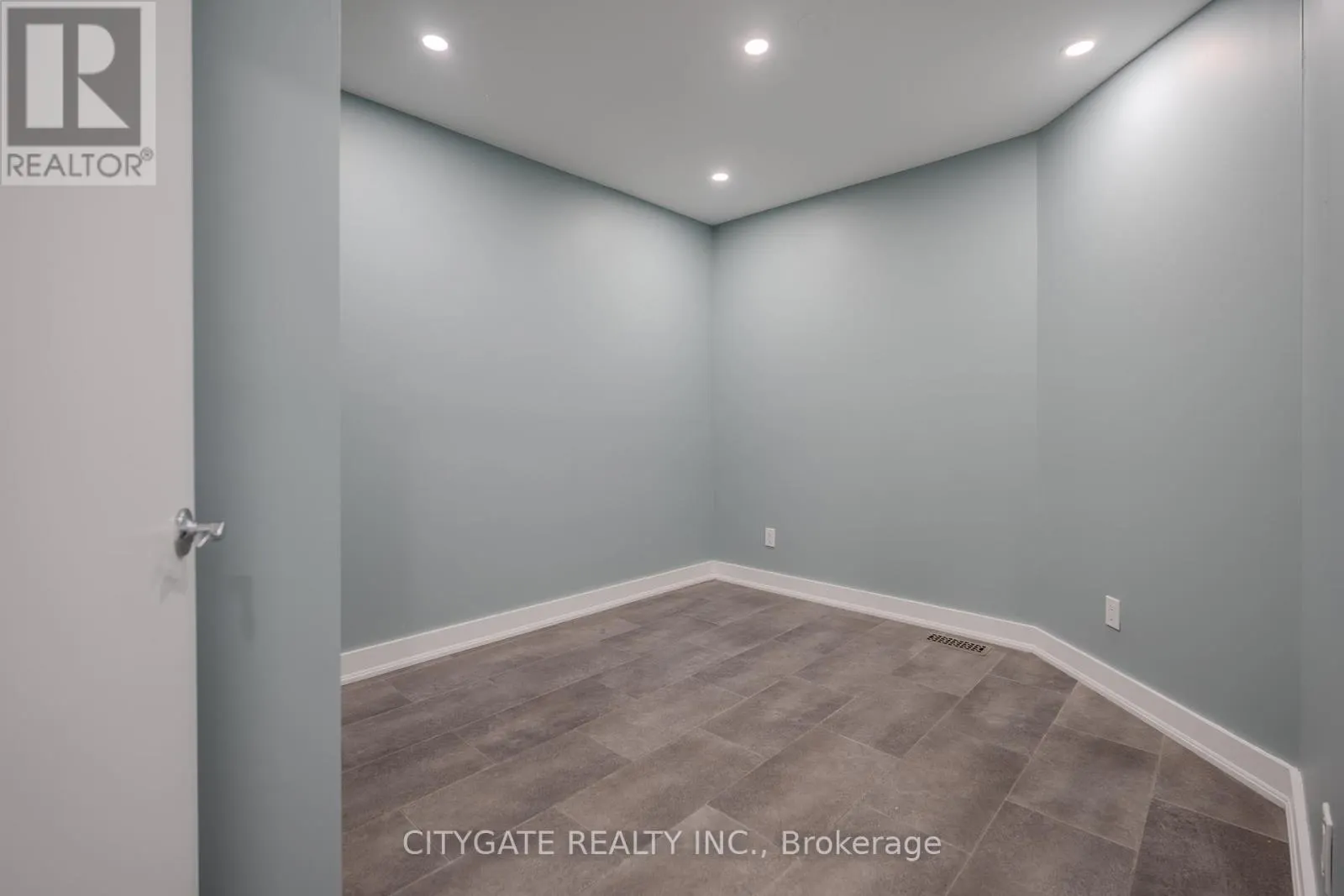 1A - 209 HOMEWOOD AVENUE