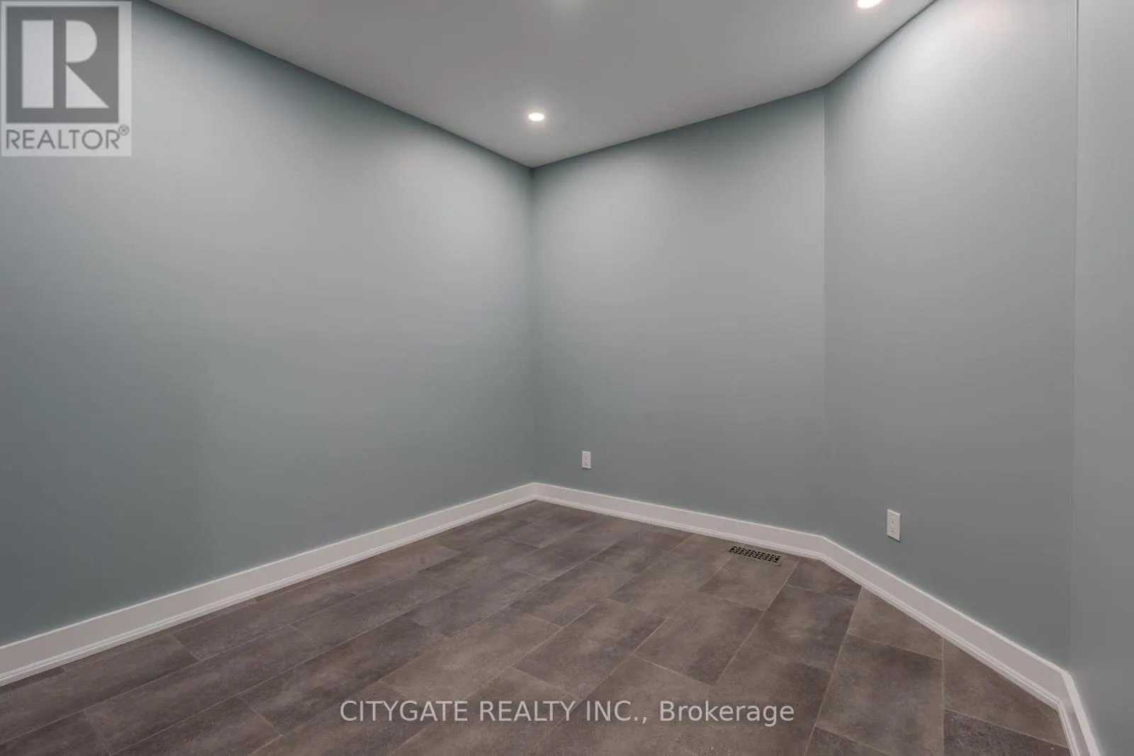 1A - 209 HOMEWOOD AVENUE