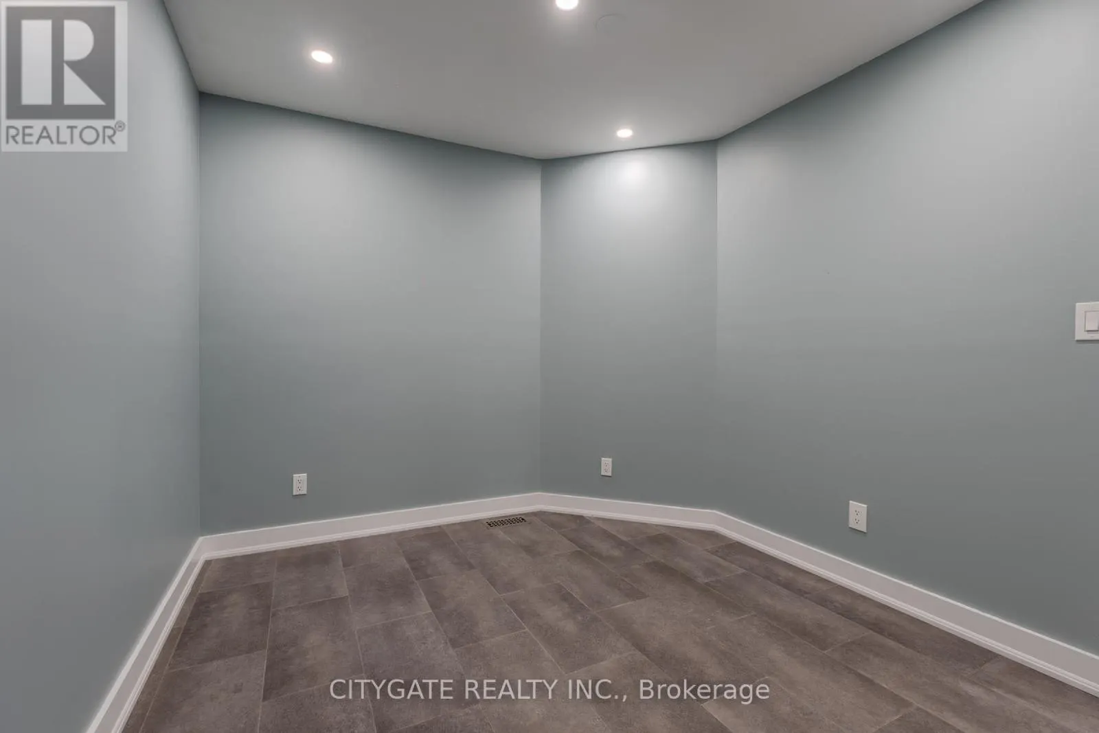 1A - 209 HOMEWOOD AVENUE