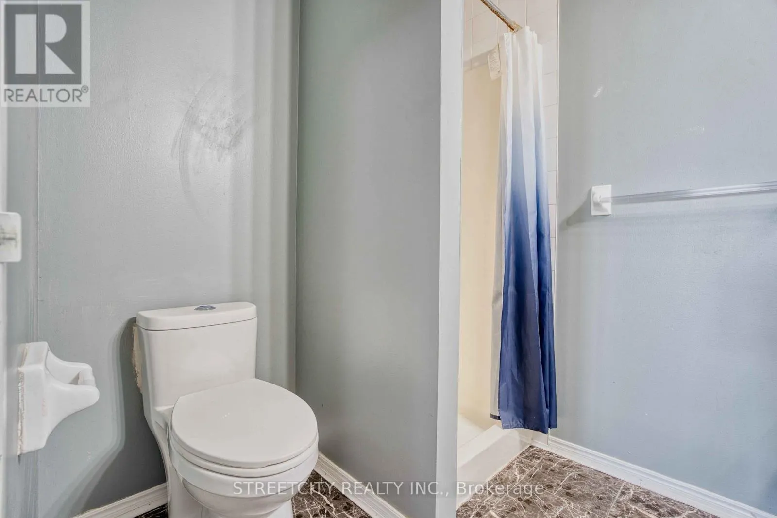 710 - 30 CHAPMAN COURT, #710