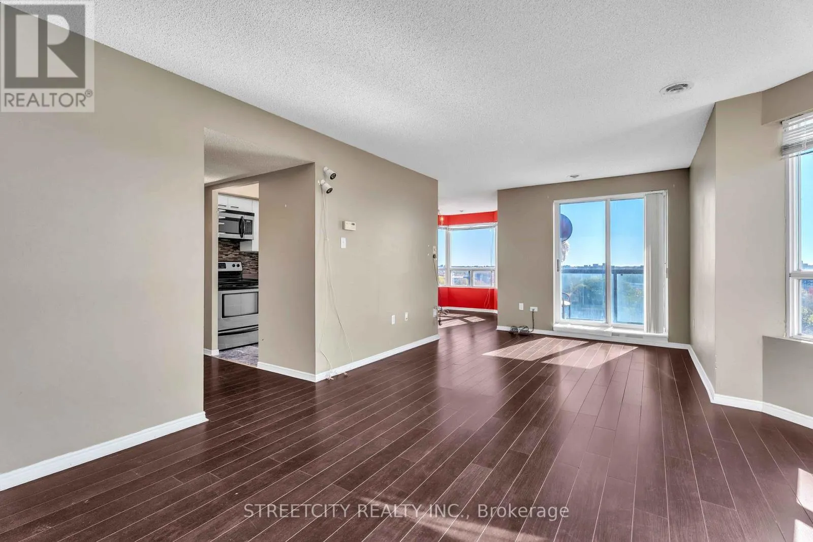 710 - 30 CHAPMAN COURT, #710