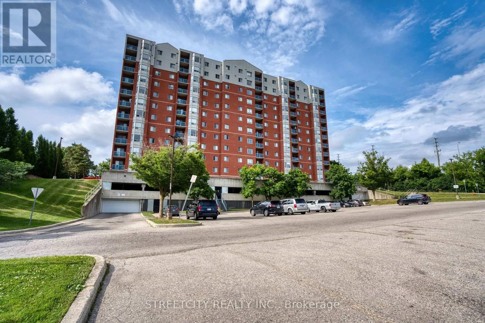 710 - 30 CHAPMAN COURT, #710