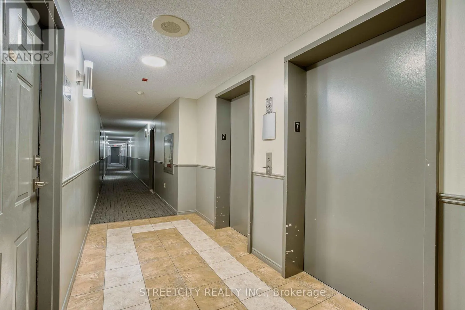 710 - 30 CHAPMAN COURT, #710