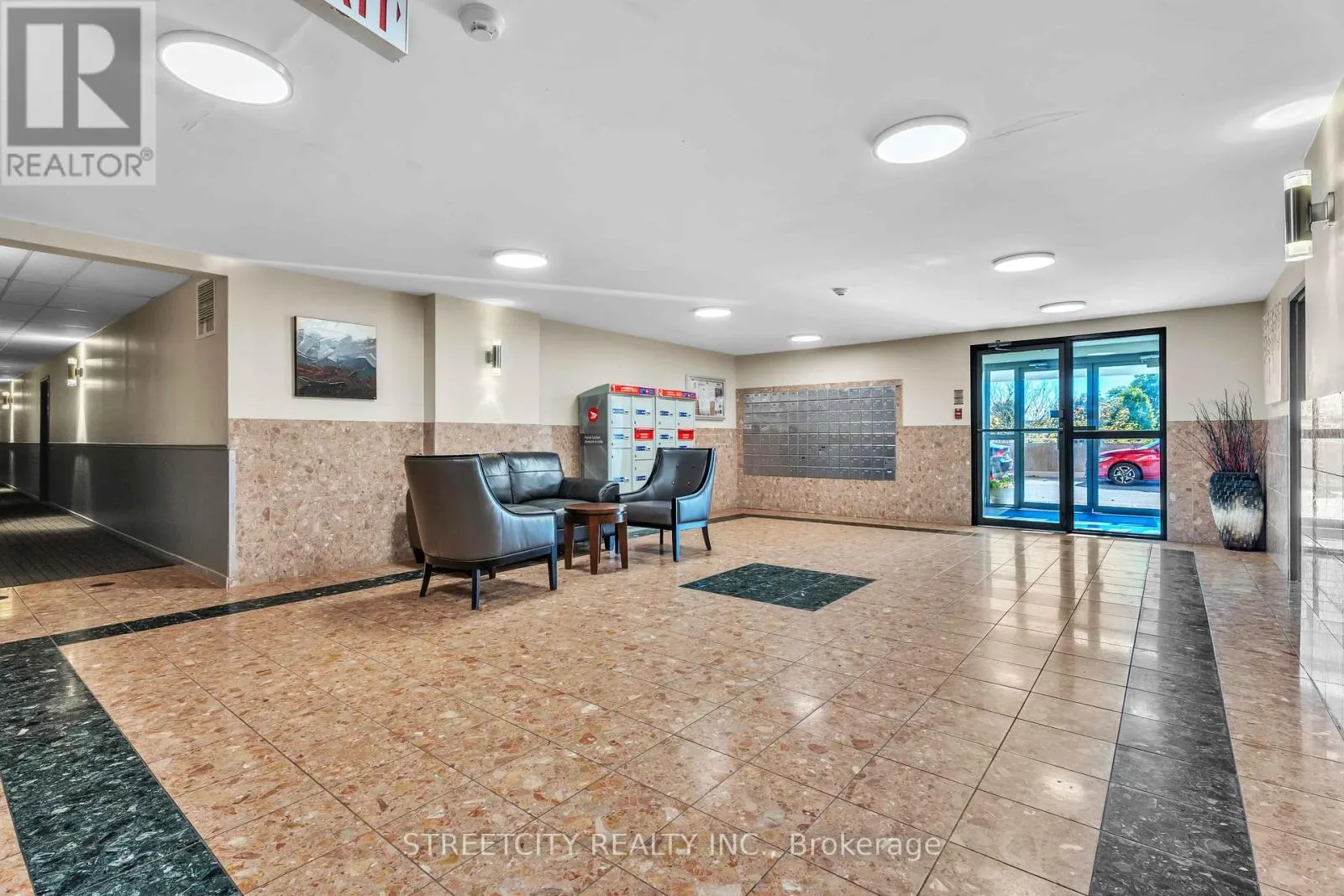 710 - 30 CHAPMAN COURT, #710