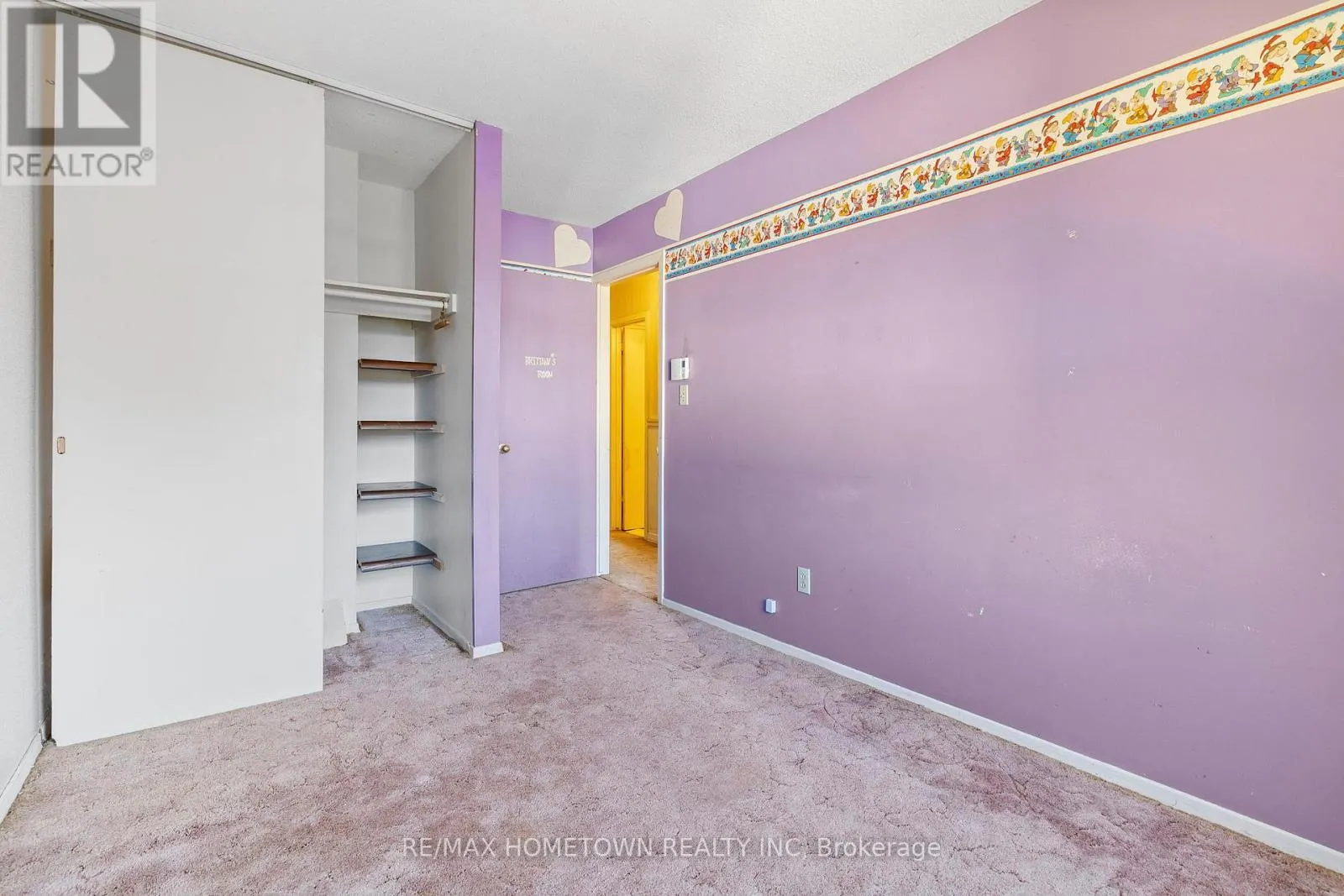 5 - 1293 VISTA DRIVE