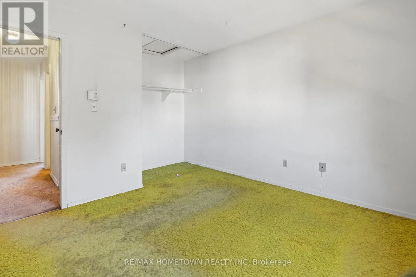 5 - 1293 VISTA DRIVE