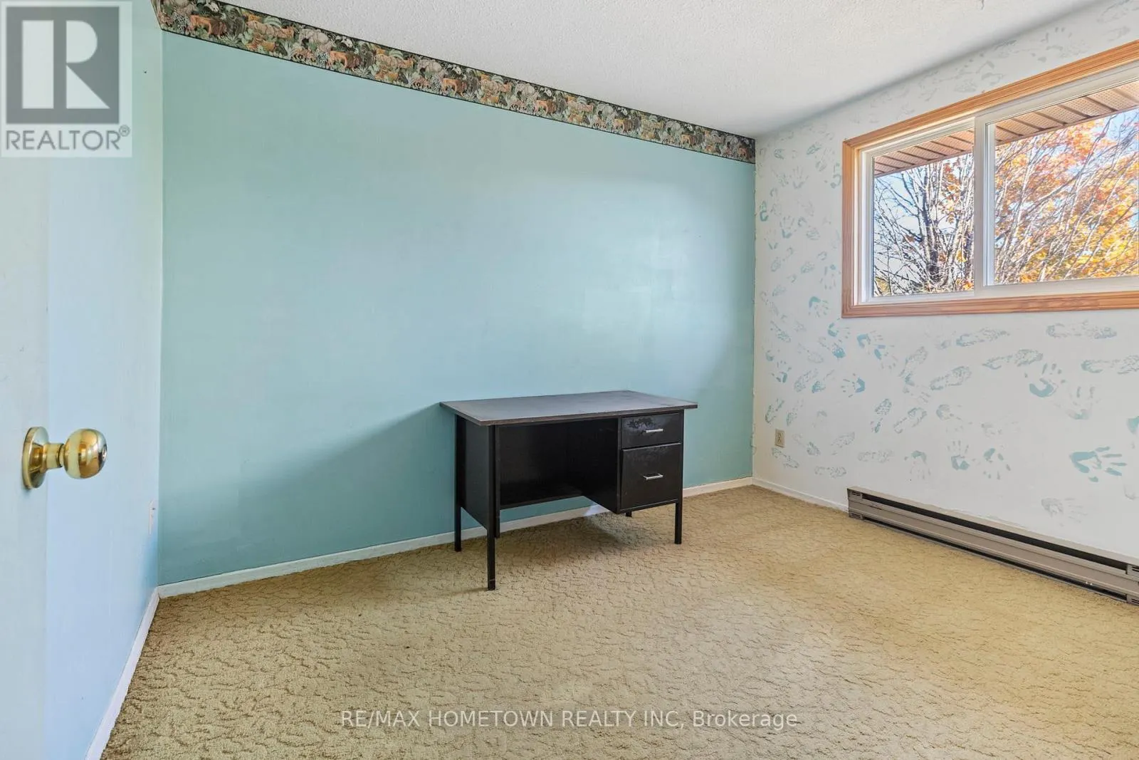 5 - 1293 VISTA DRIVE