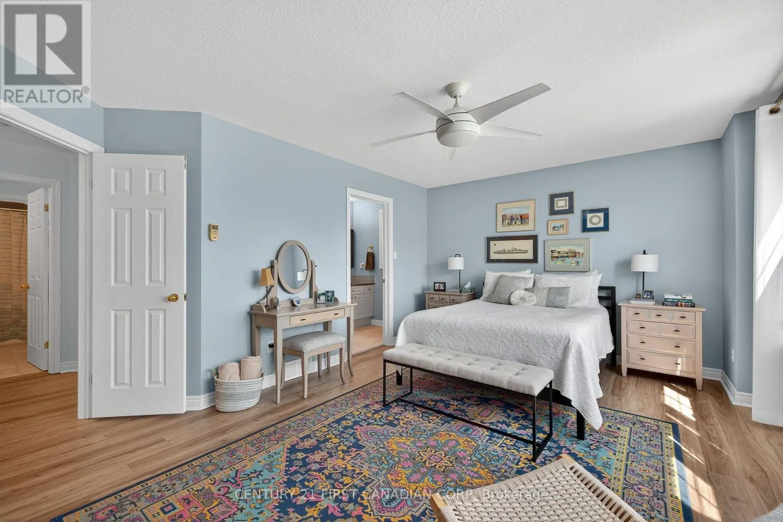 801 NORTH LEAKSDALE CIRCLE