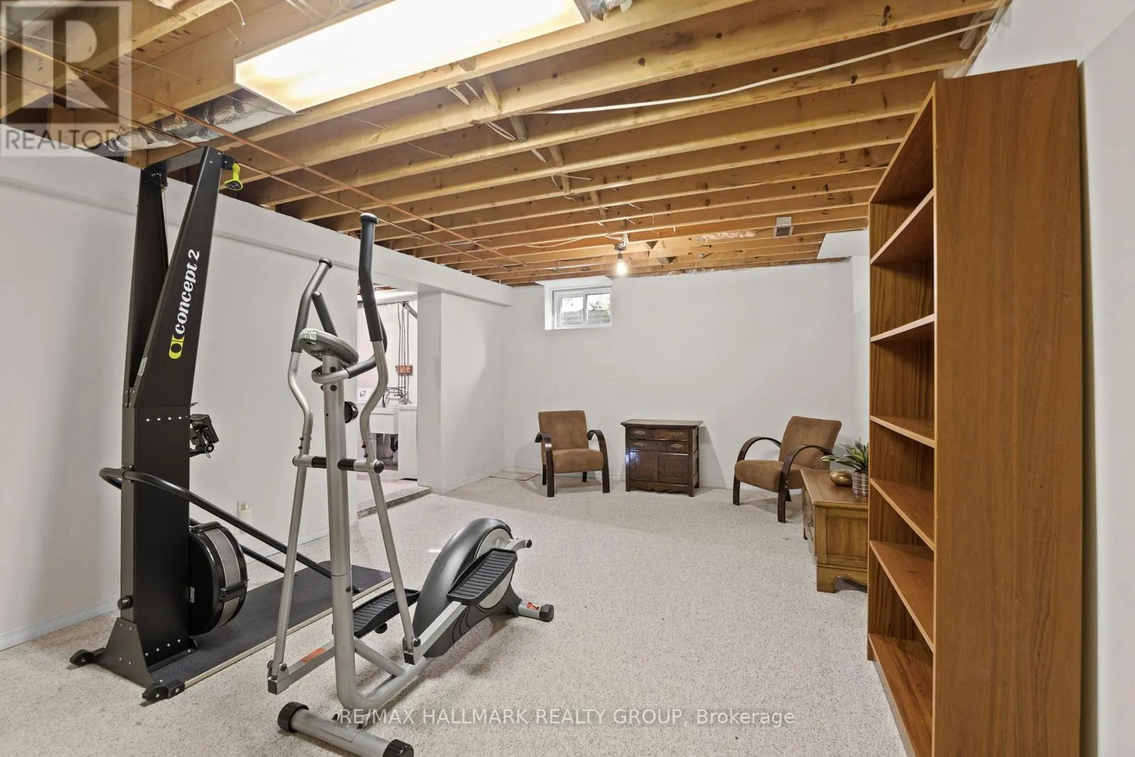 2026 GATINEAU VIEW CRESCENT