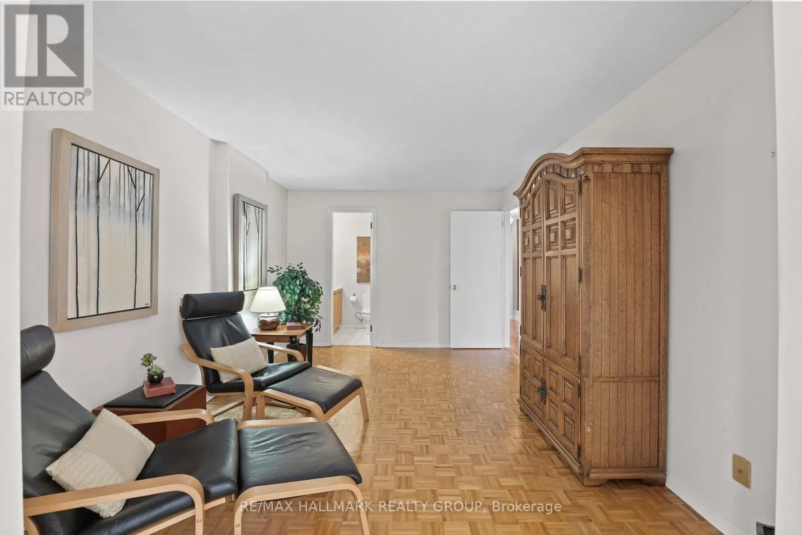 2026 GATINEAU VIEW CRESCENT