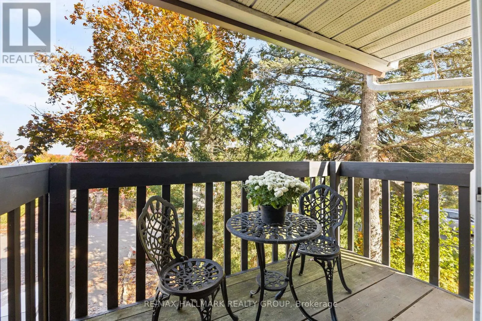 2026 GATINEAU VIEW CRESCENT