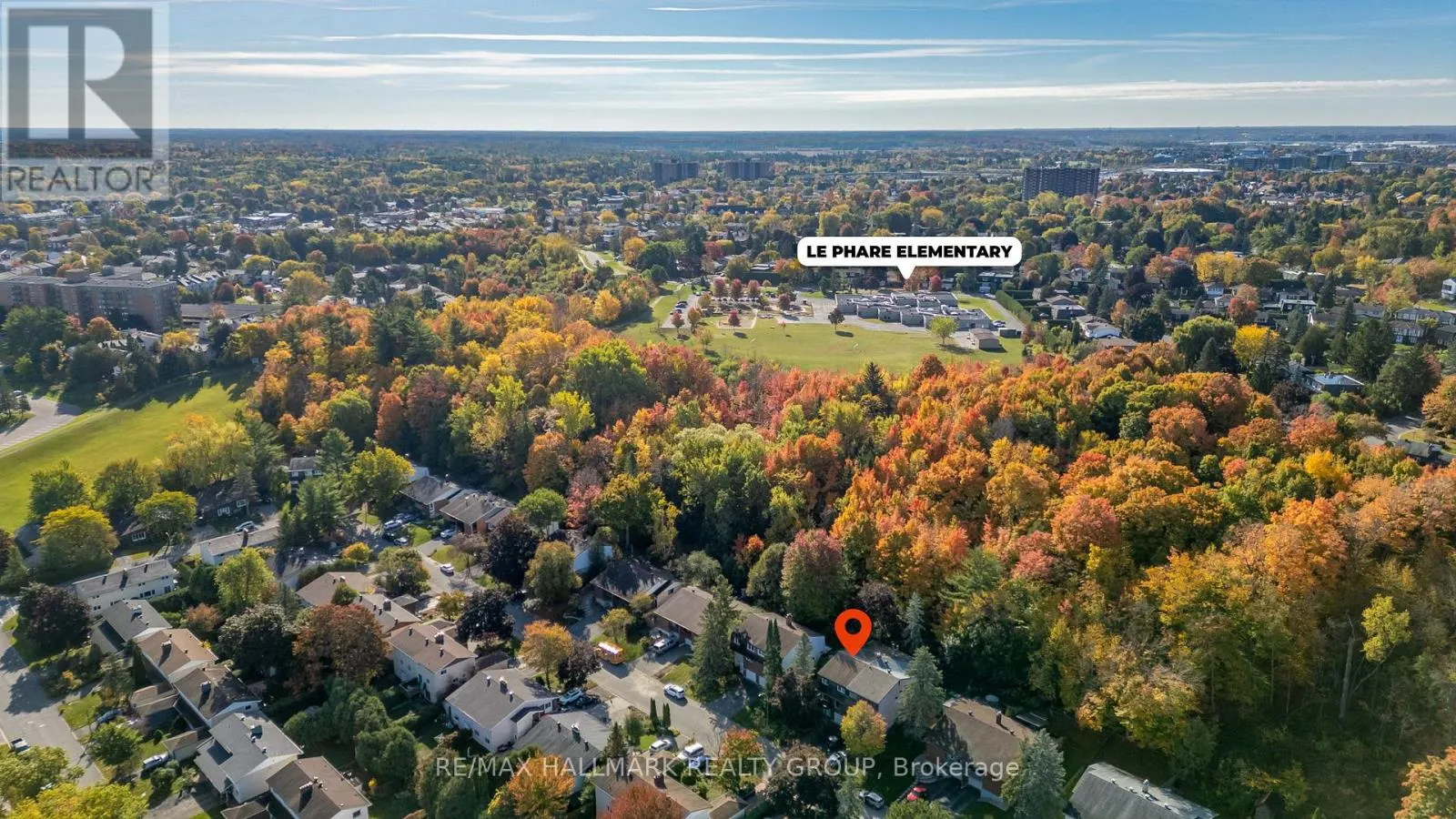 2026 GATINEAU VIEW CRESCENT