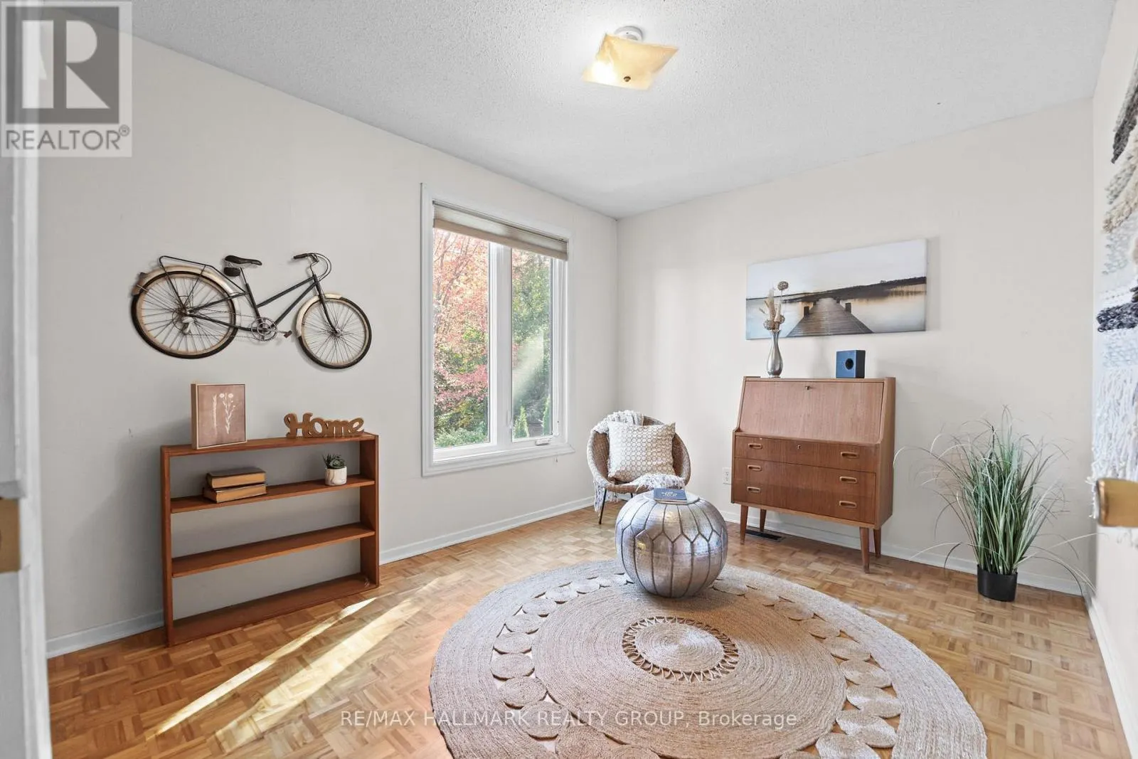 2026 GATINEAU VIEW CRESCENT