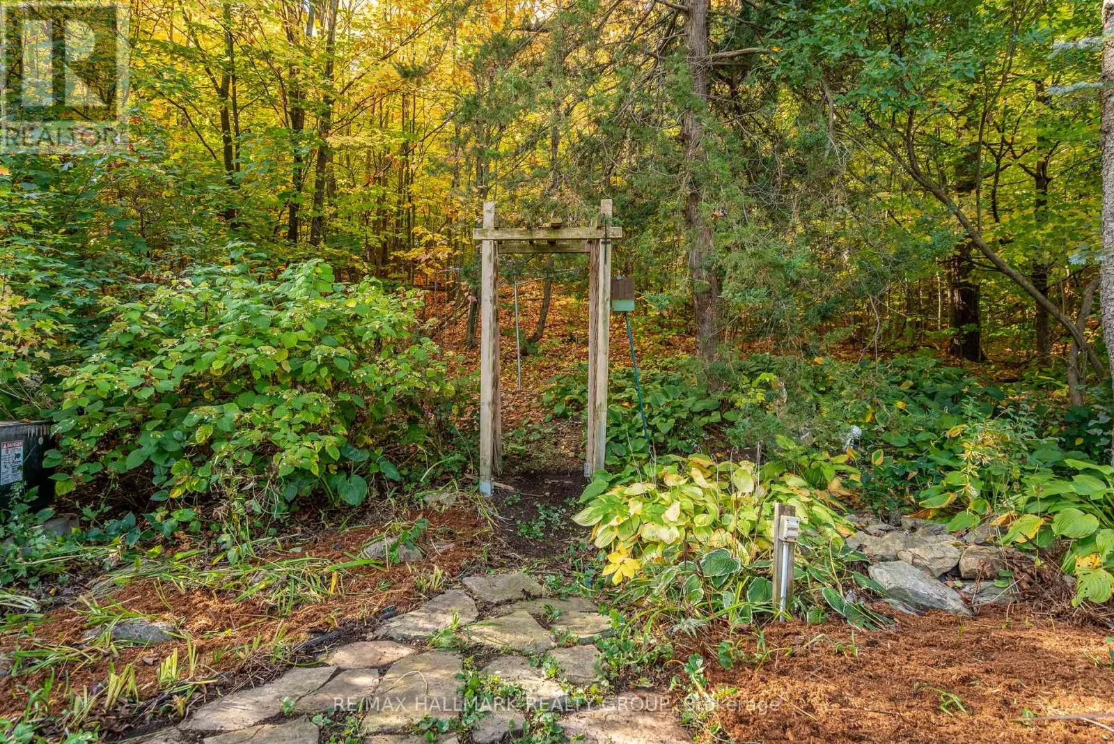 2026 GATINEAU VIEW CRESCENT