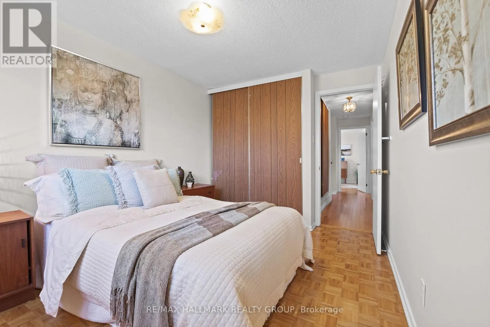 2026 GATINEAU VIEW CRESCENT