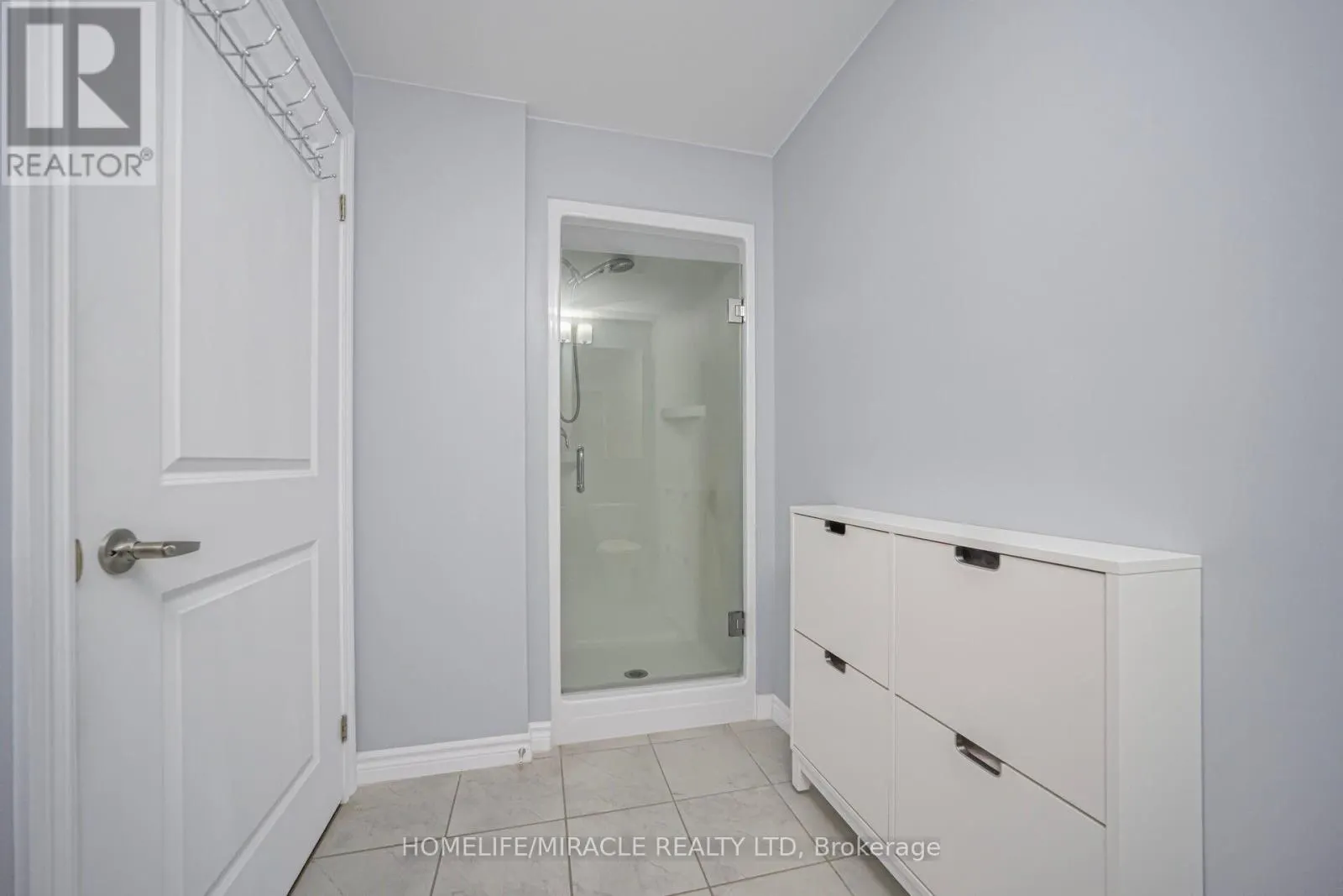 304 - 1284 GORDON STREET