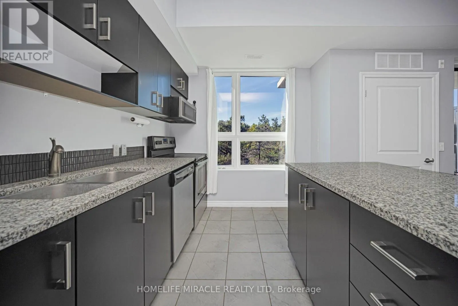 304 - 1284 GORDON STREET