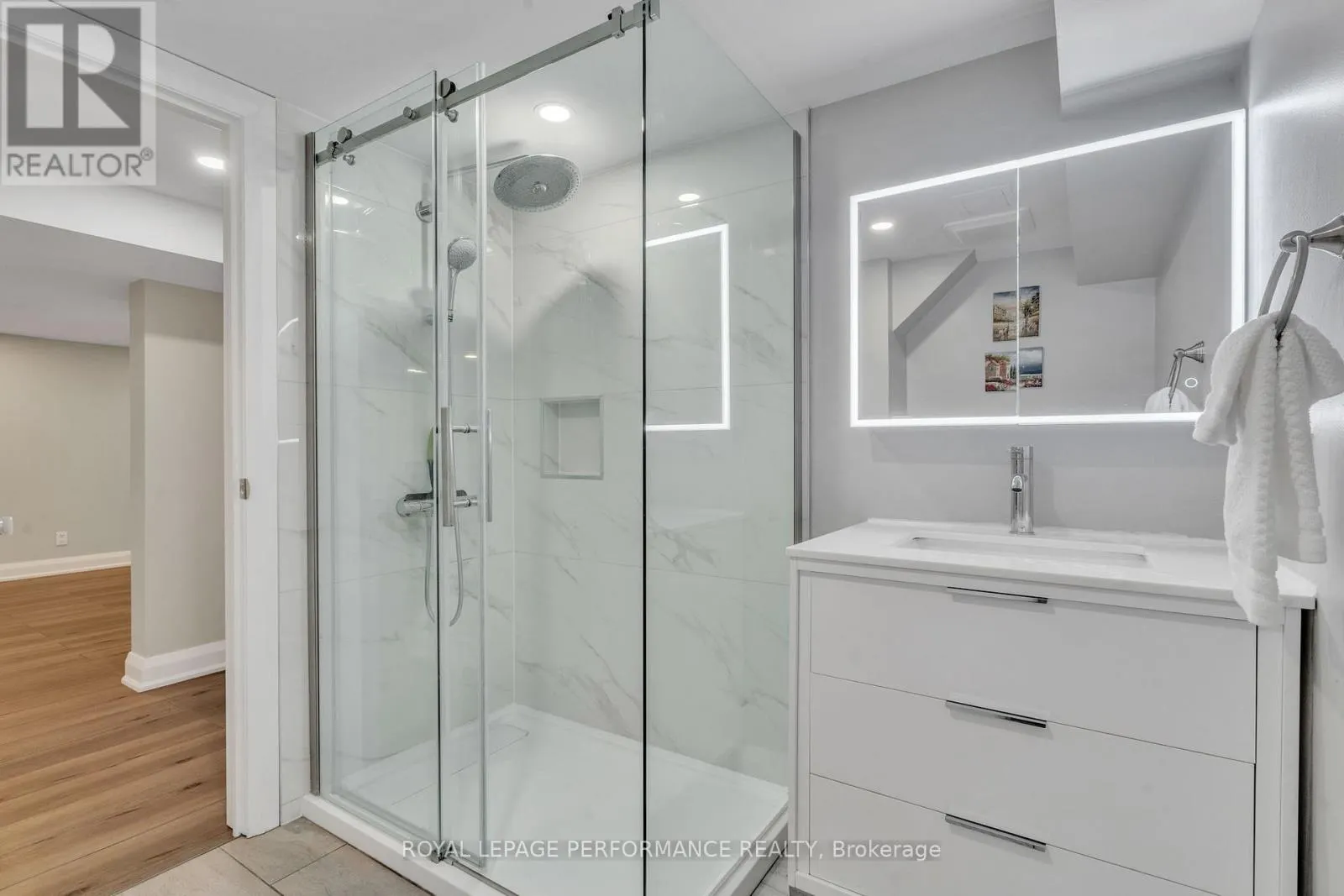 1369 FONTENAY CRESCENT