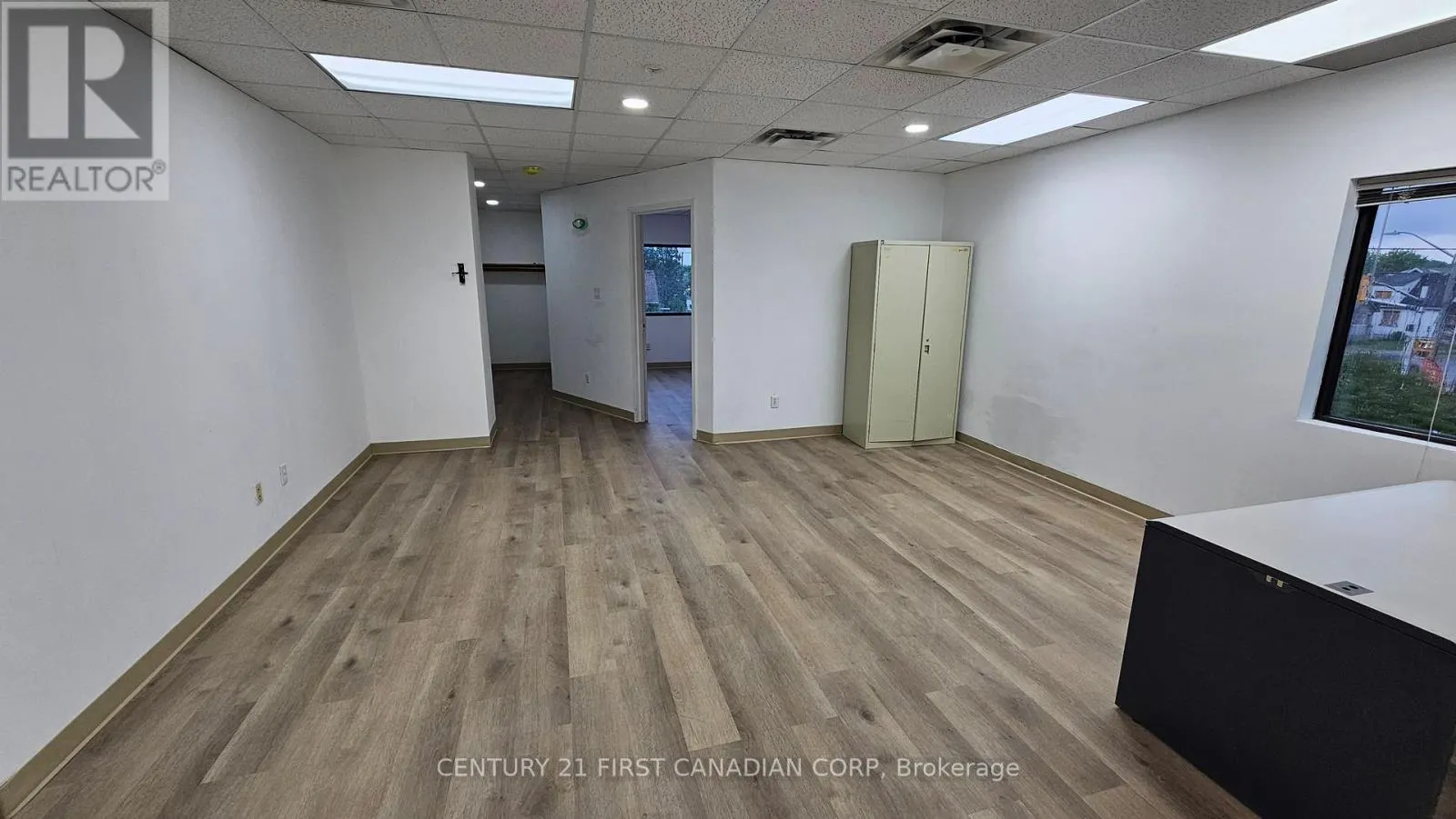 394 WHARNCLIFFE ROAD S