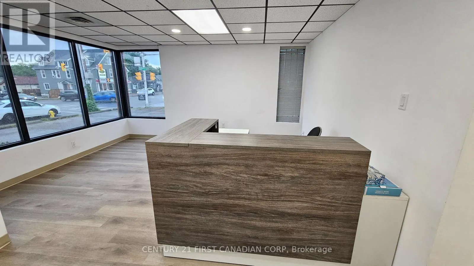 394 WHARNCLIFFE ROAD S