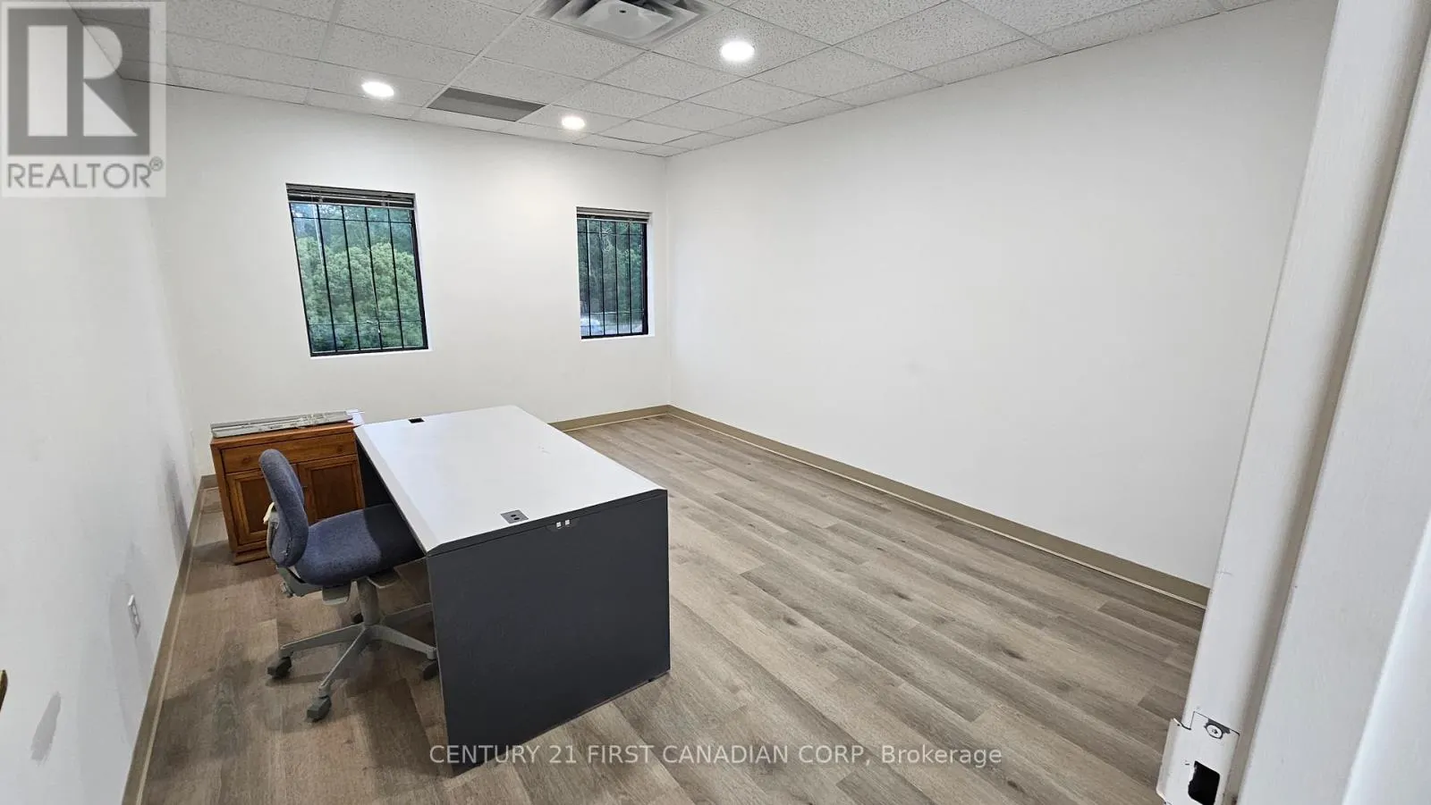 394 WHARNCLIFFE ROAD S