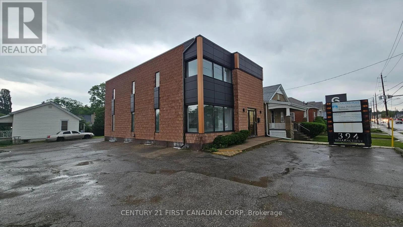 394 WHARNCLIFFE ROAD S