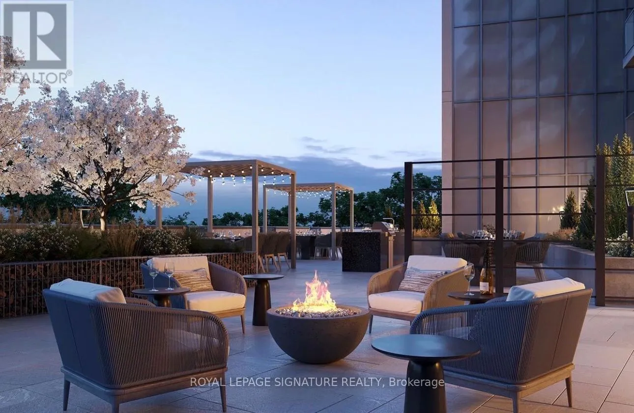 902 - 93 ARTHUR STREET SOUTH