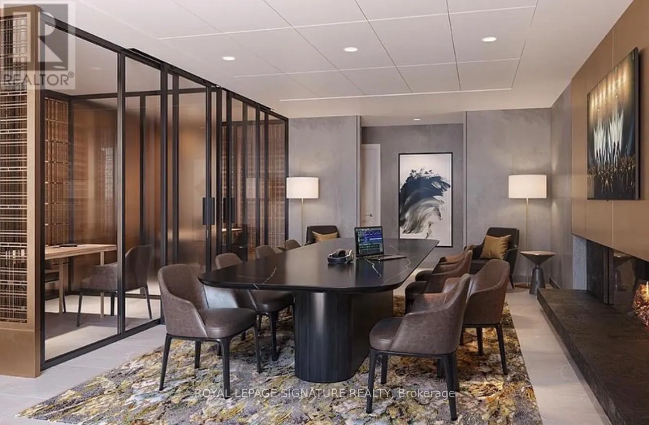 902 - 93 ARTHUR STREET SOUTH