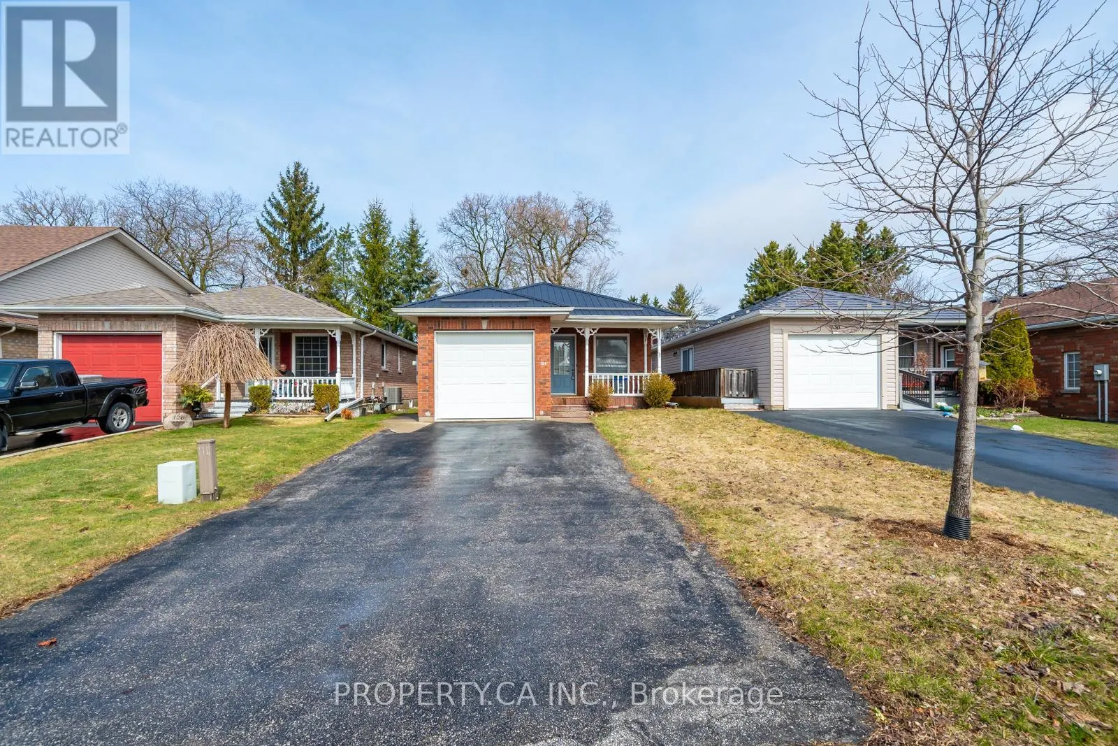 BASEMENT - 128 TREFUSIS STREET