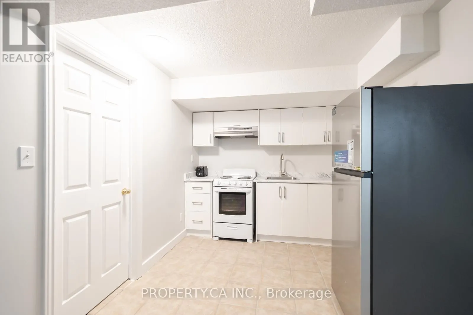 BASEMENT - 128 TREFUSIS STREET