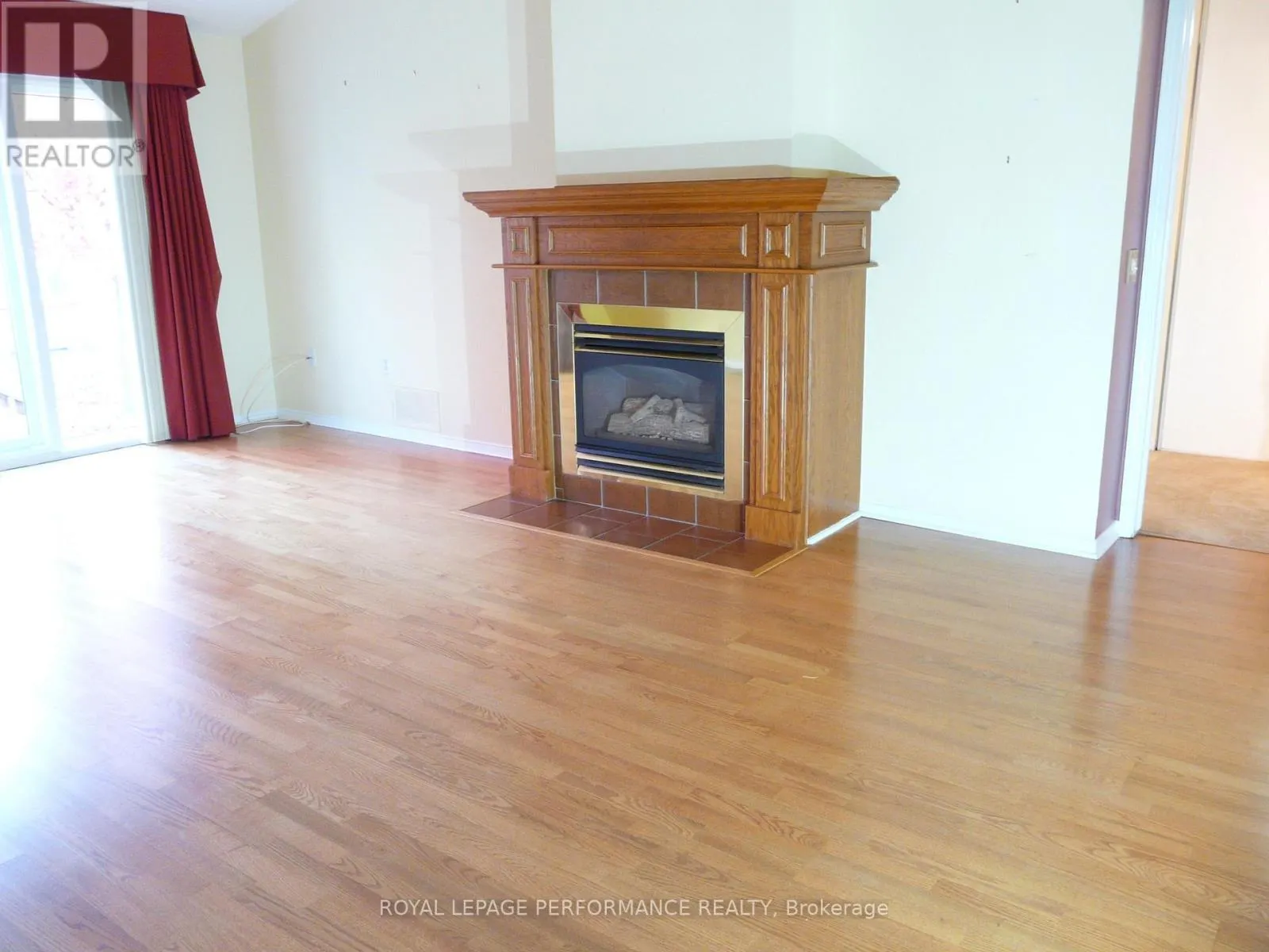 1172 FOXBOROUGH PRIVATE