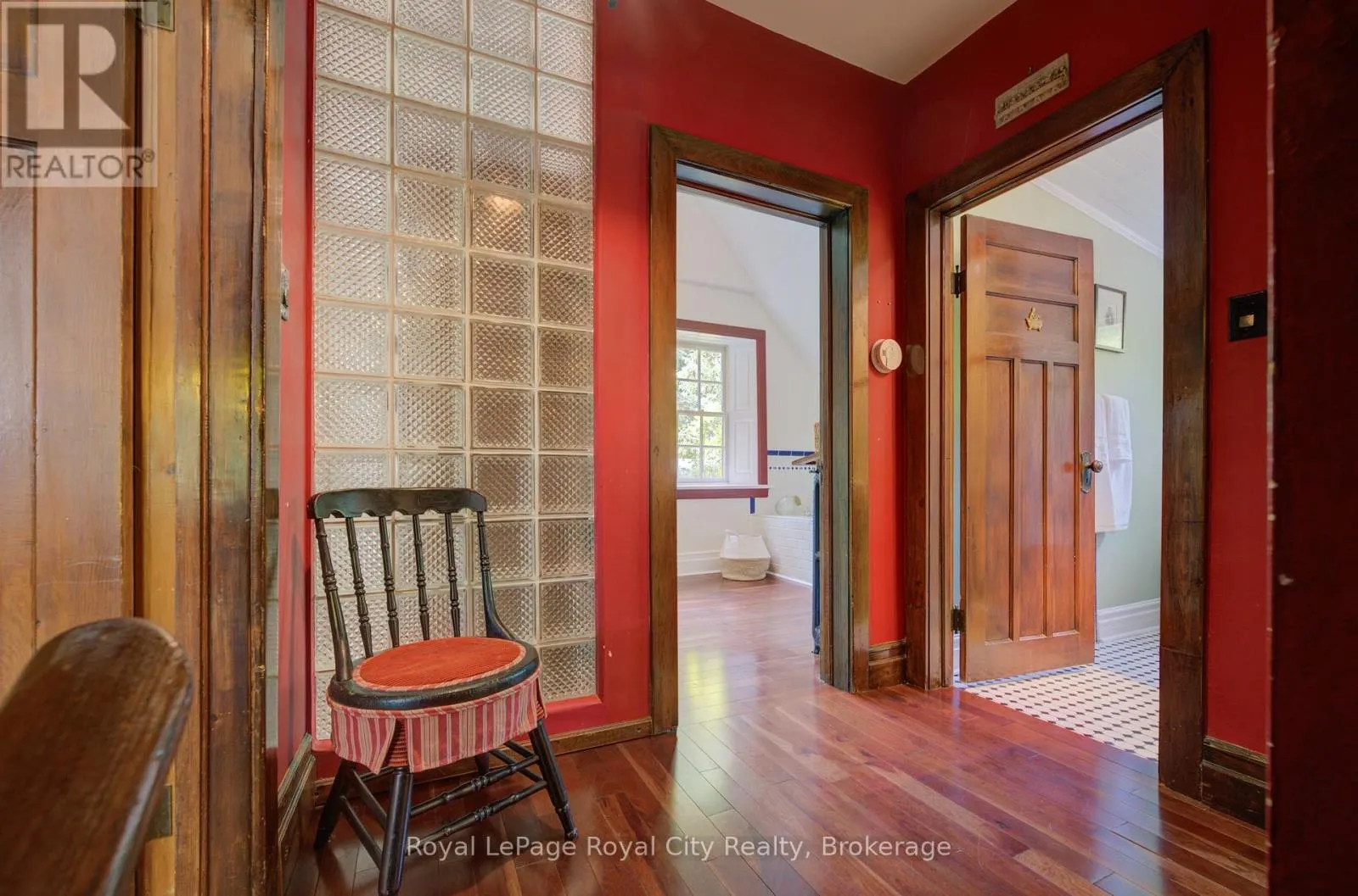 513 ST ANDREW STREET W