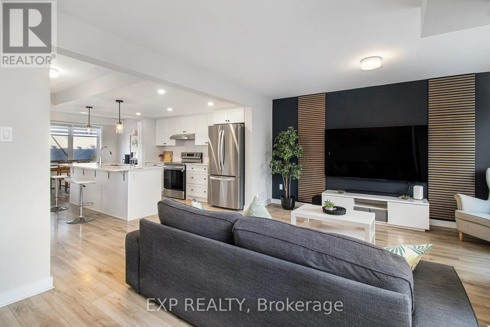 754 KINSTEAD PRIVATE