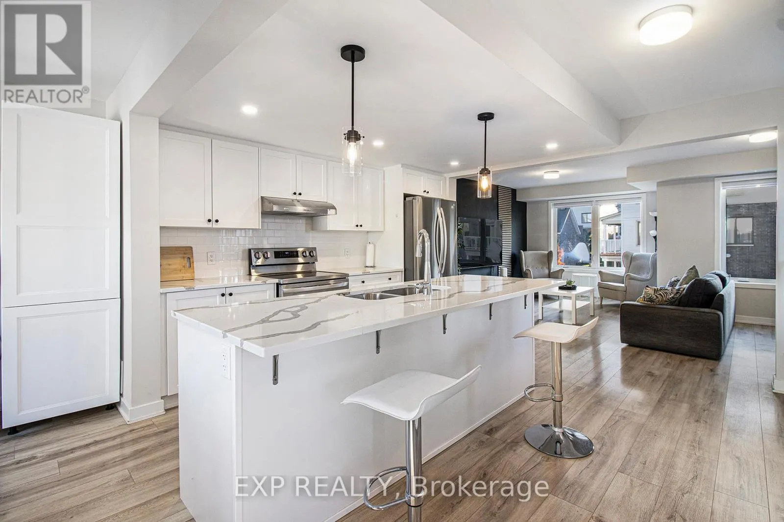 754 KINSTEAD PRIVATE