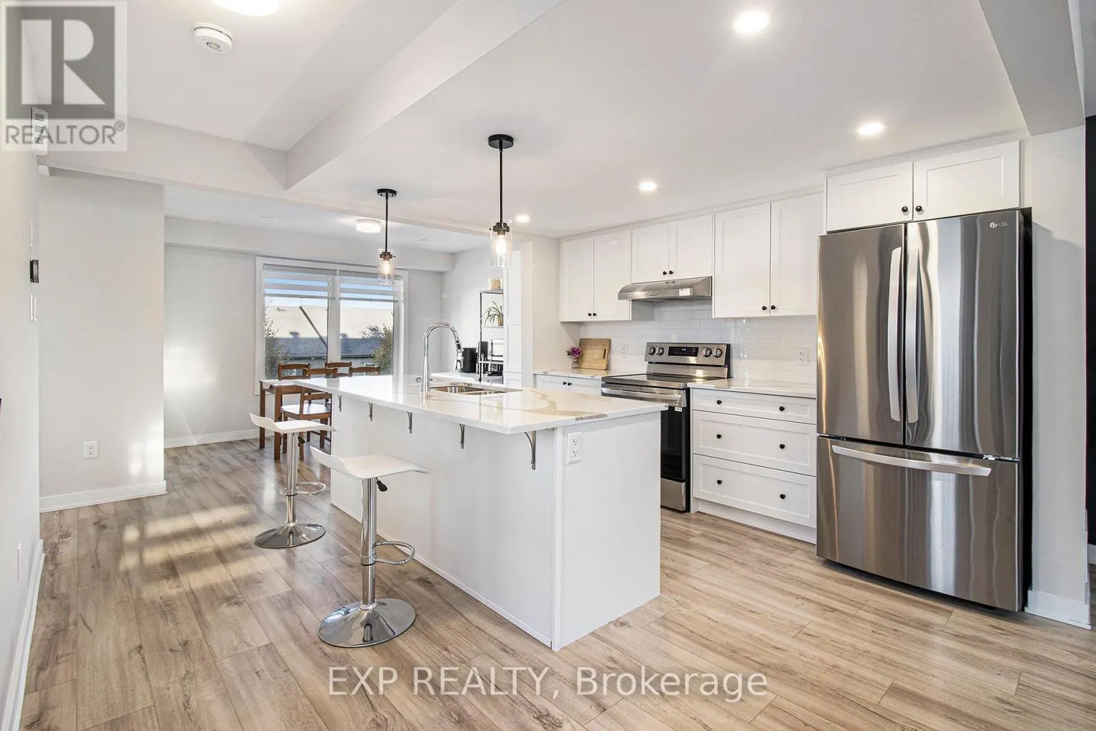 754 KINSTEAD PRIVATE