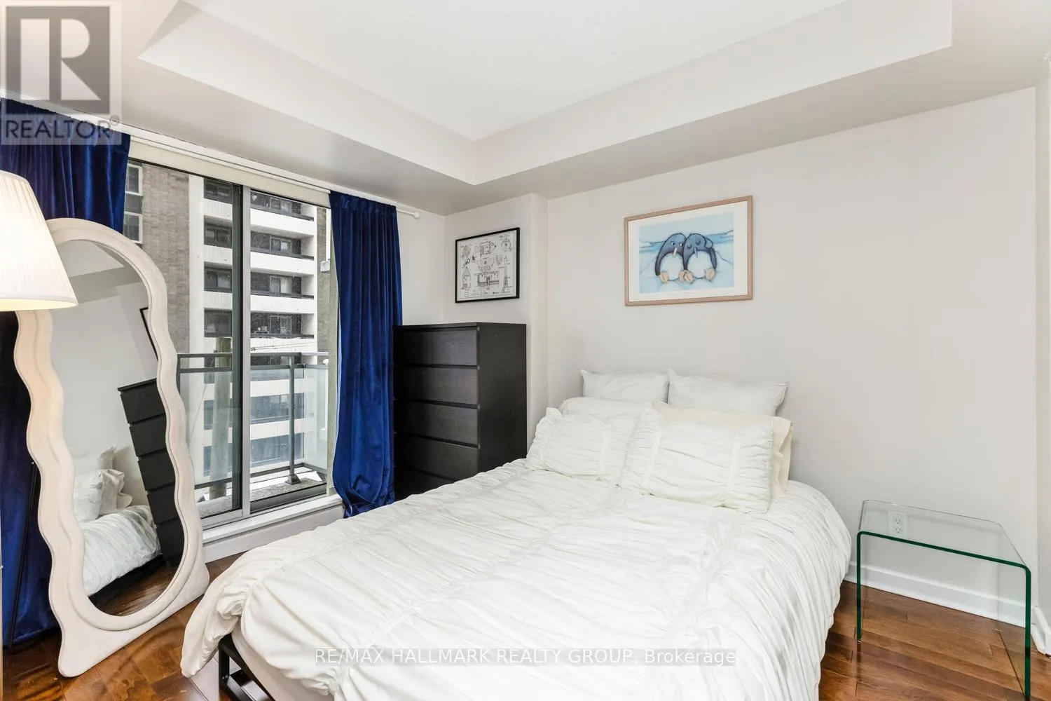 502 - 138 SOMERSET STREET W