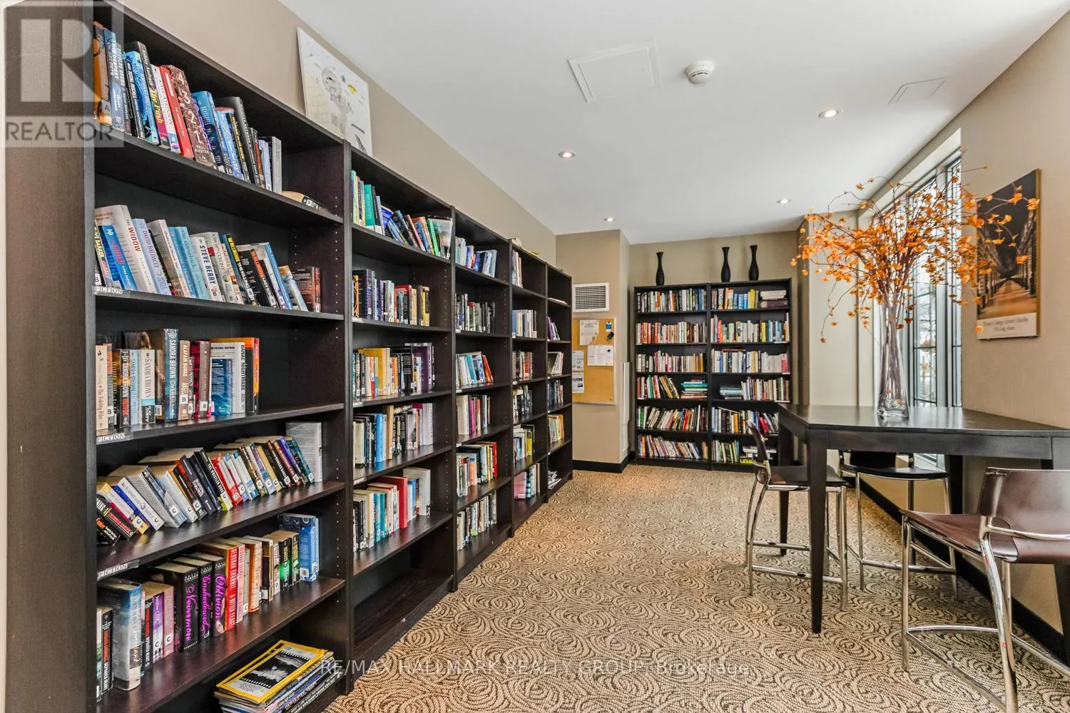 502 - 138 SOMERSET STREET W