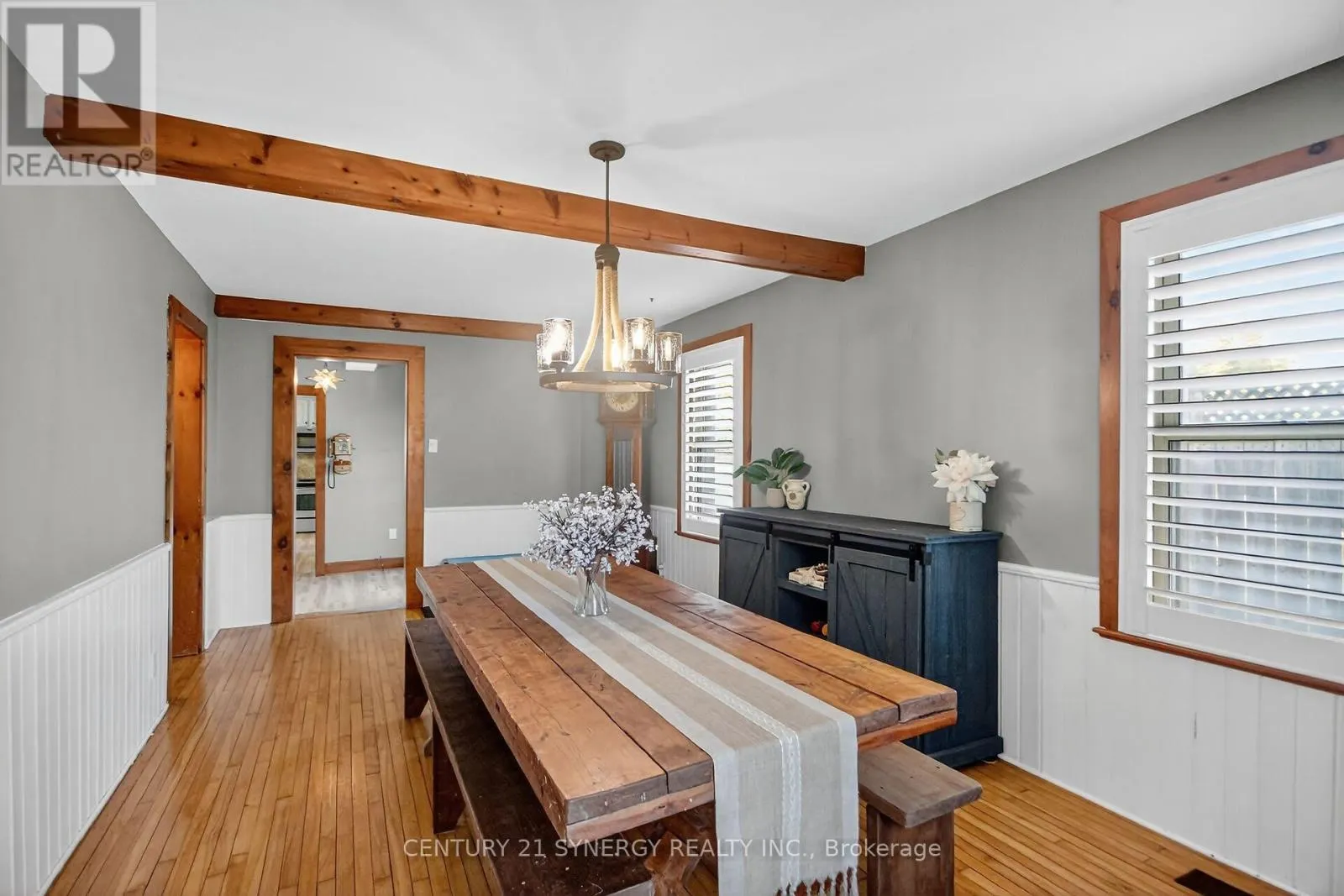 103 QUEEN CHARLOTTE STREET