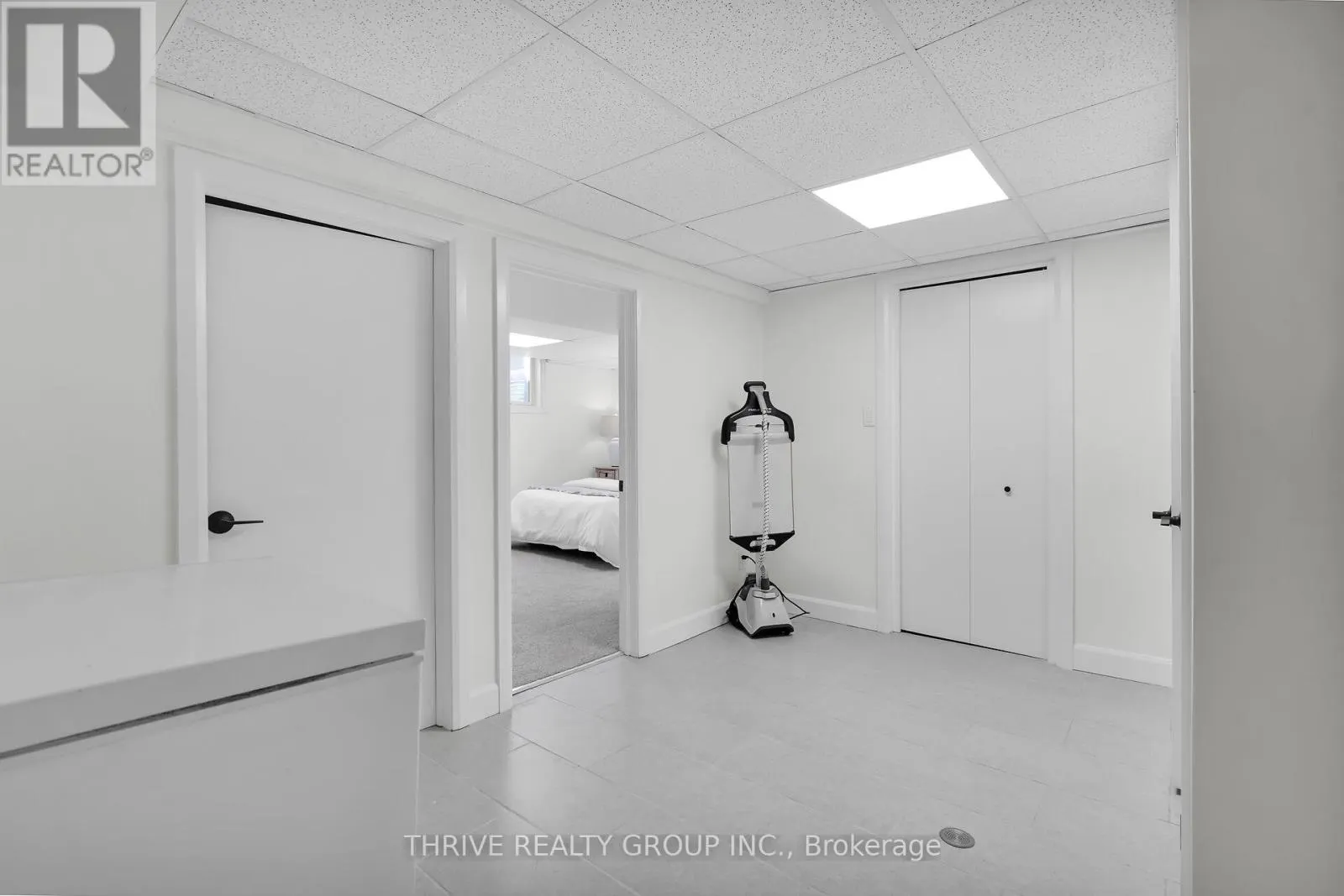 122 ST LAWRENCE BOULEVARD