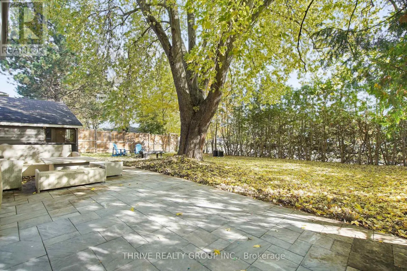 122 ST LAWRENCE BOULEVARD