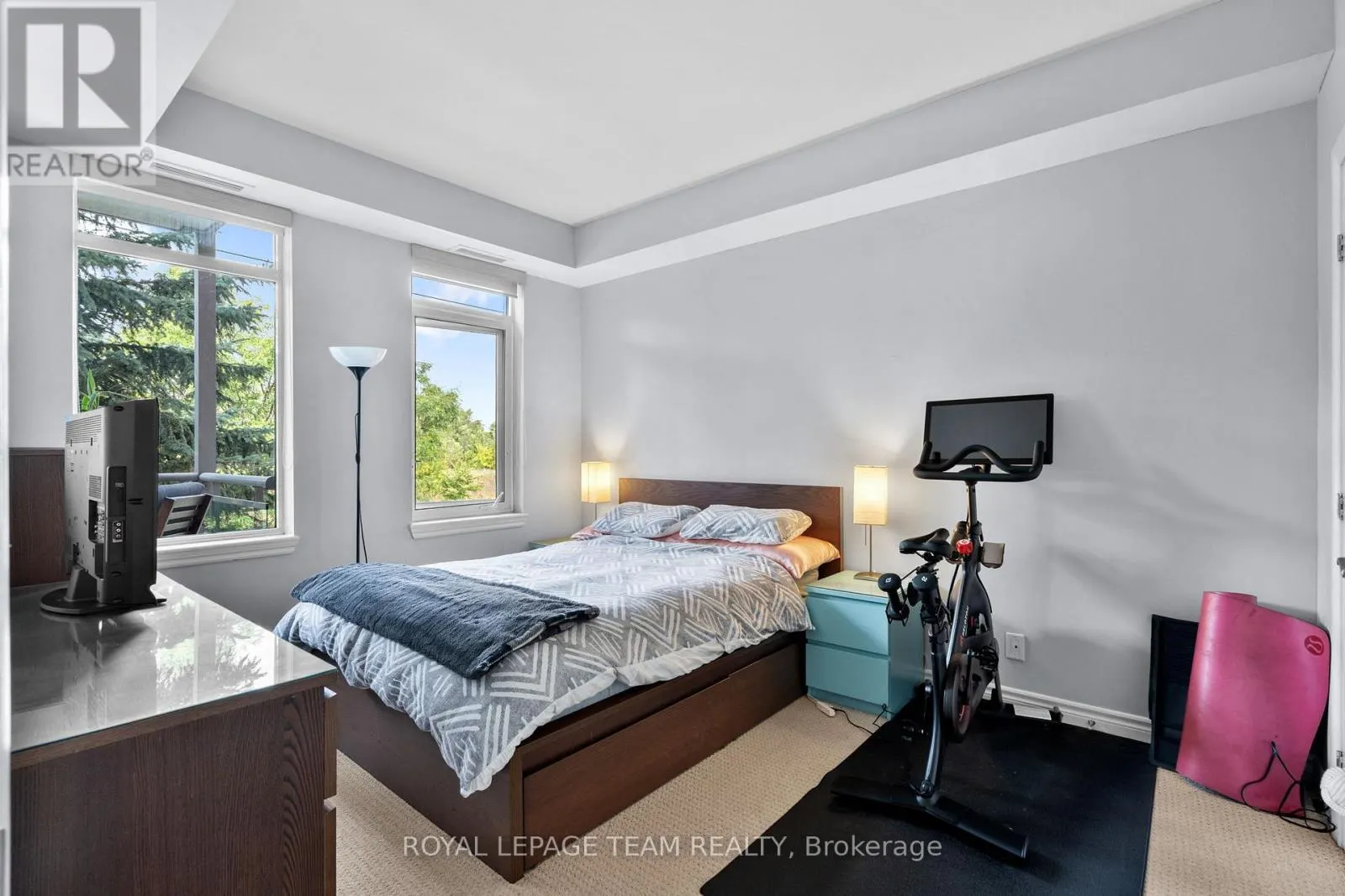 217 - 205 BOLTON STREET