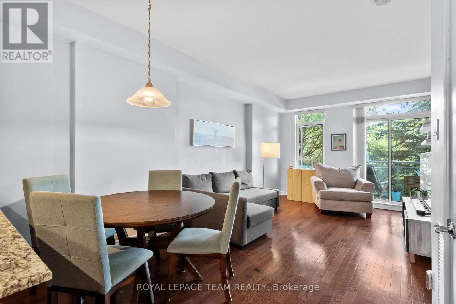 217 - 205 BOLTON STREET