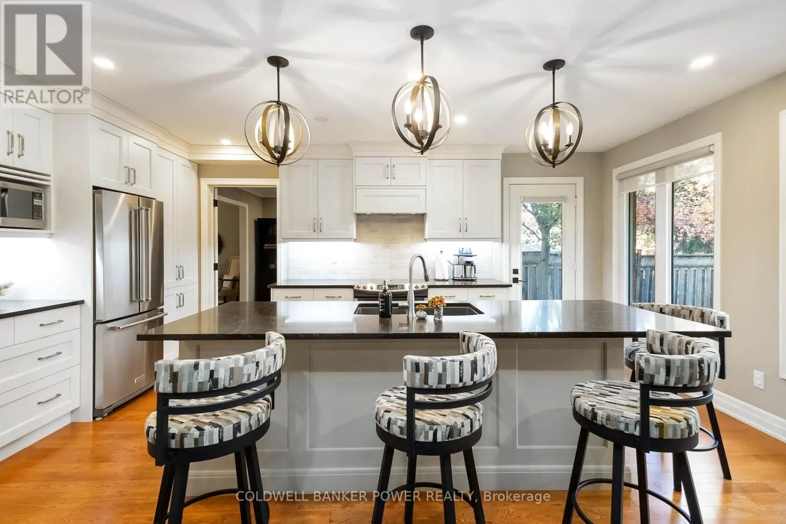 15 MONTE VISTA CRESCENT