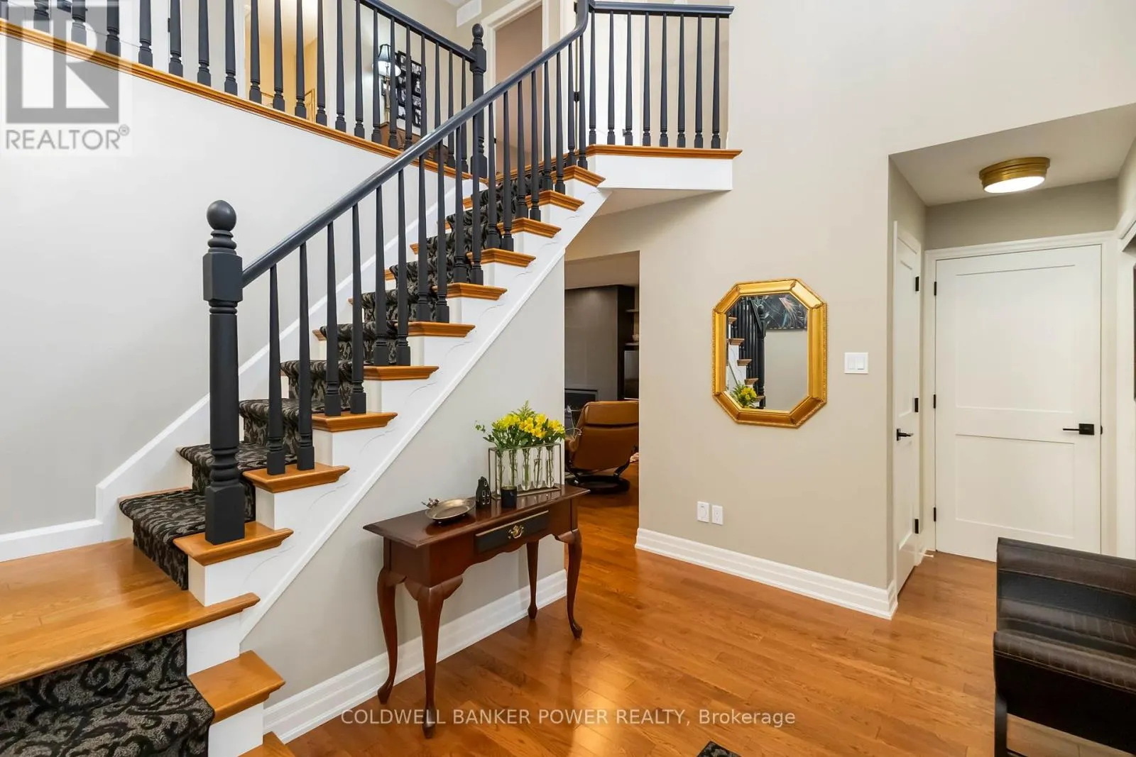 15 MONTE VISTA CRESCENT