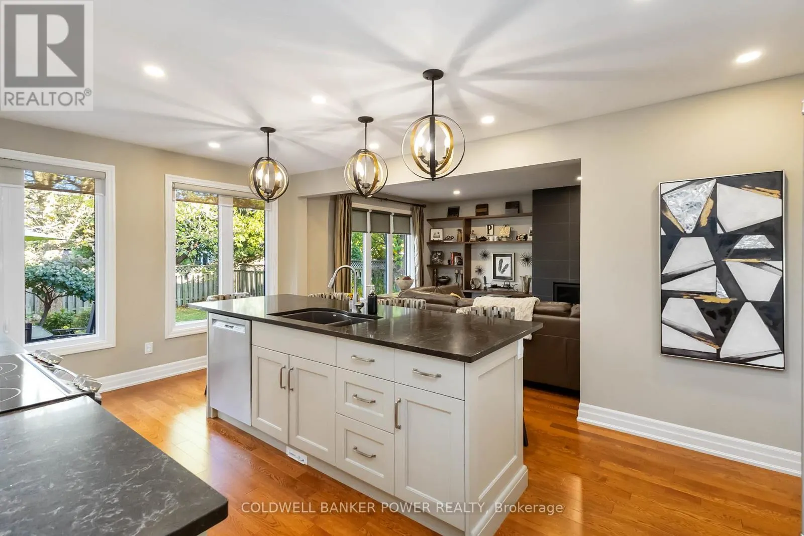 15 MONTE VISTA CRESCENT