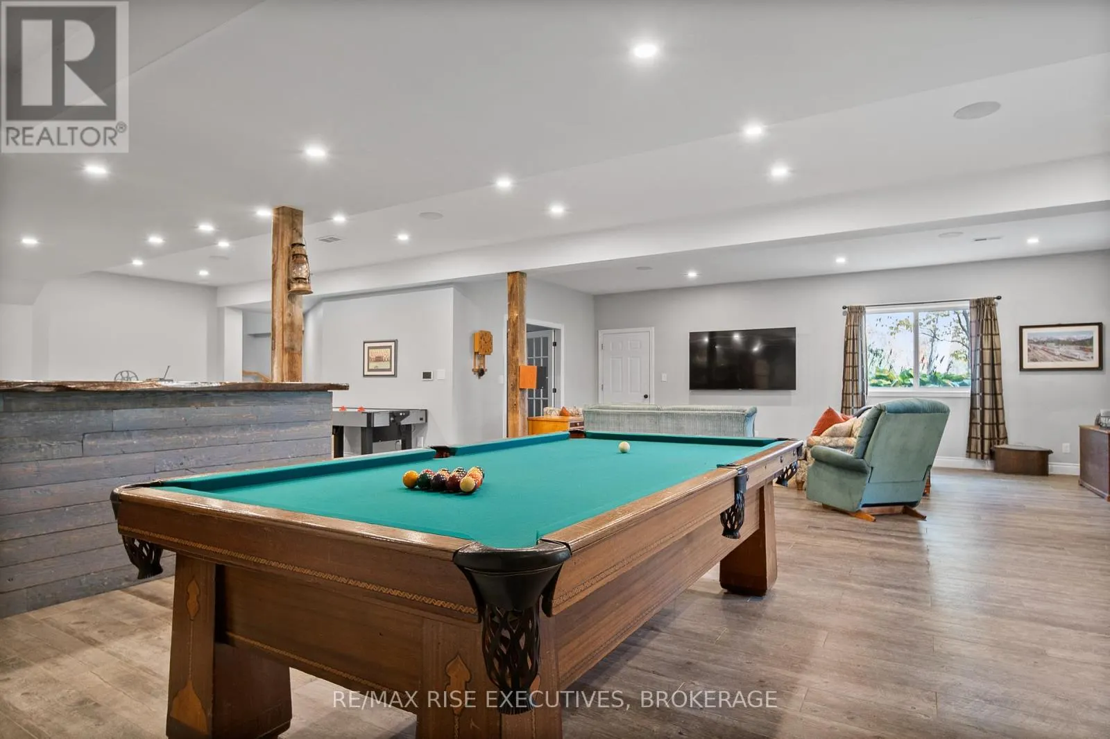 119 FAWN BROOK DRIVE