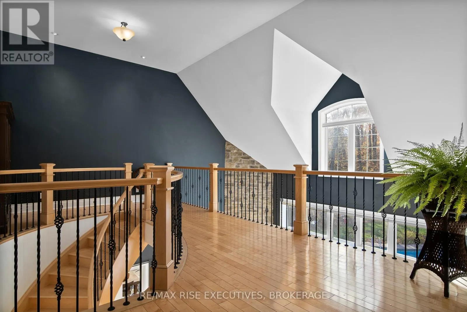 119 FAWN BROOK DRIVE