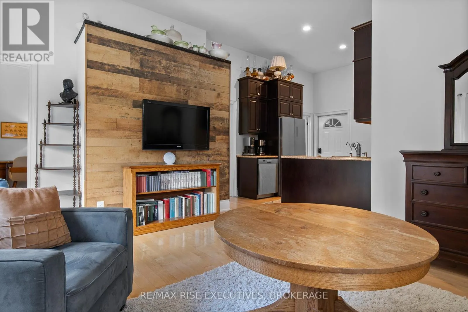 119 FAWN BROOK DRIVE