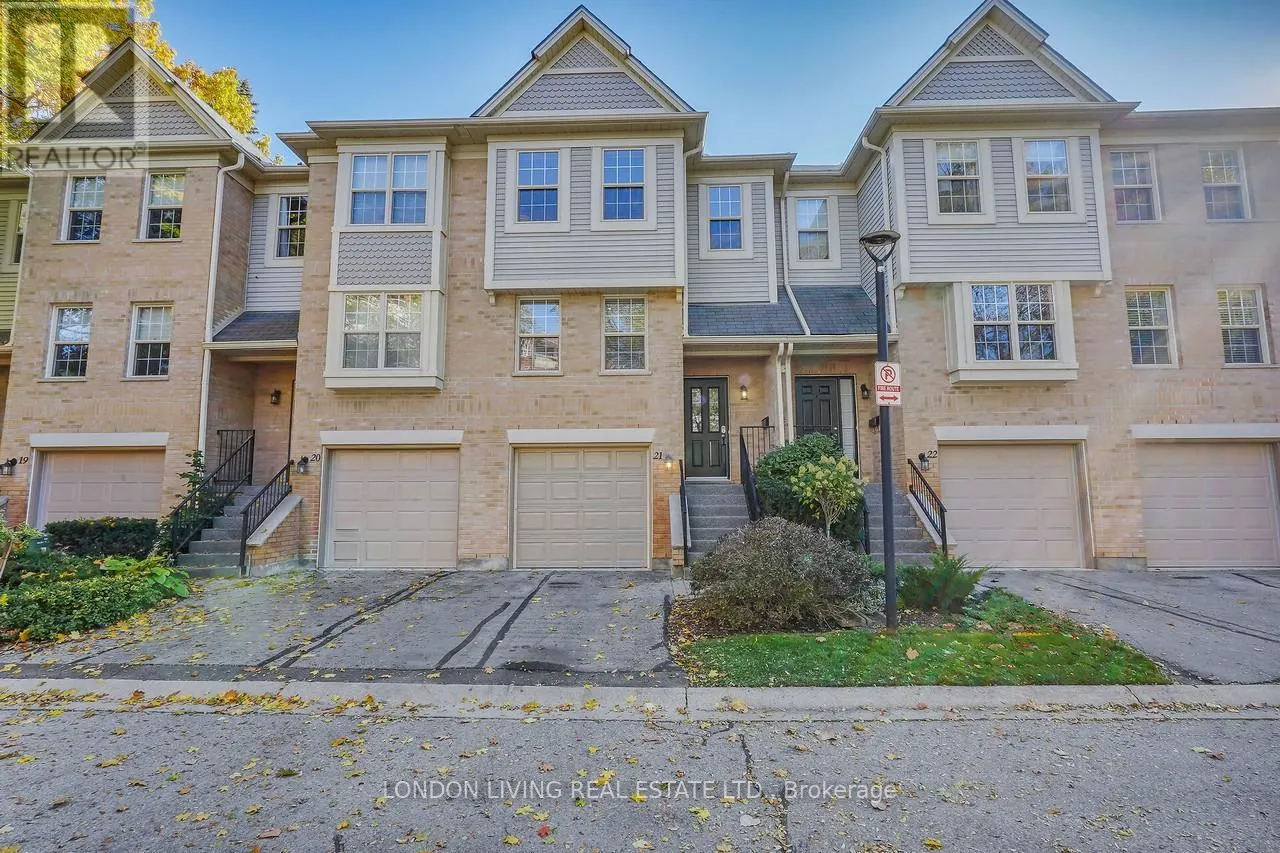 21 - 30 GRAND AVENUE, #21