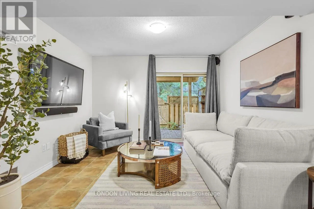 21 - 30 GRAND AVENUE, #21